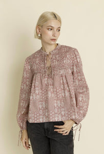 Aureum - Pines Village Smocked Top