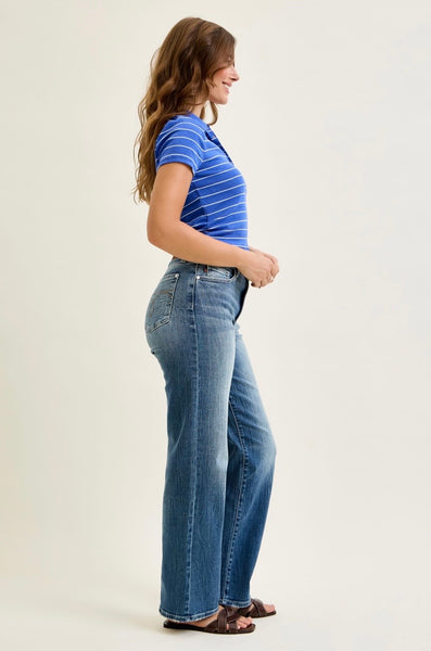 Judy Blue - Mid Rise Straight Denim