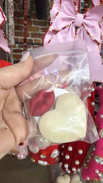 Smelly Goodness - Bleeding Heart Wax Melts