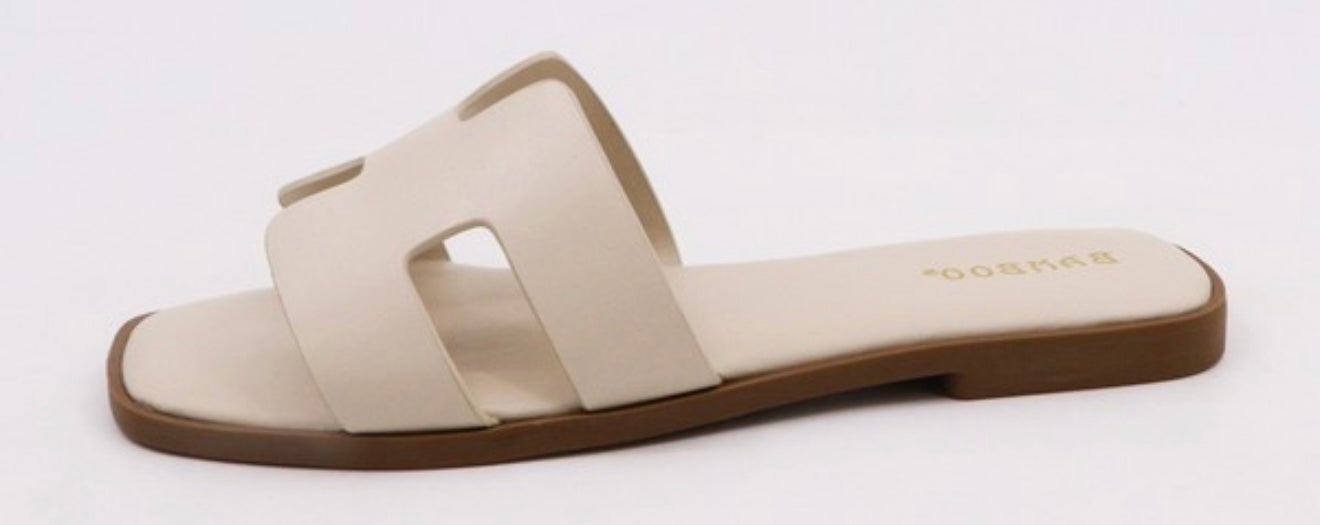 Isla Slip-On Sandal - Ivory