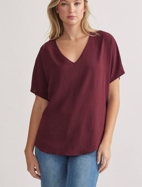 Aimee Basic V-Neck Top - Burgundy