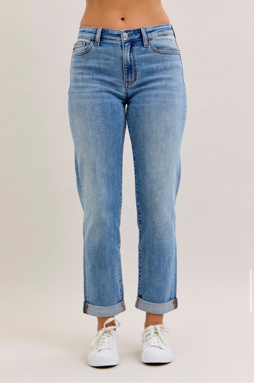 Judy Blue - Caroline Mid Rise Boyfriend Denim