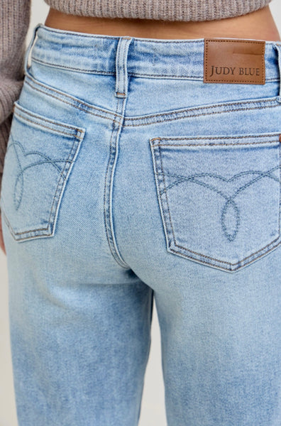 Judy Blue - Allison Mid Rise Straight Denim