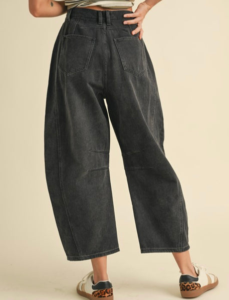 Cocodrie Ct Barrel Jeans - Black