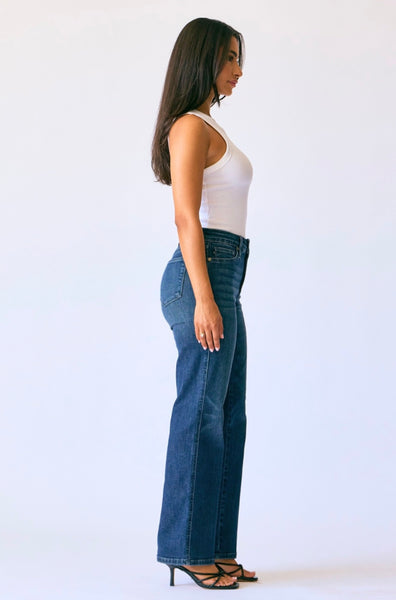 Judy Blue - Lydia Mid Rise Straight Denim
