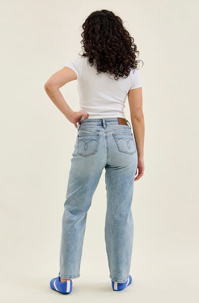 Judy Blue - Allison Mid Rise Straight Denim (Petite)