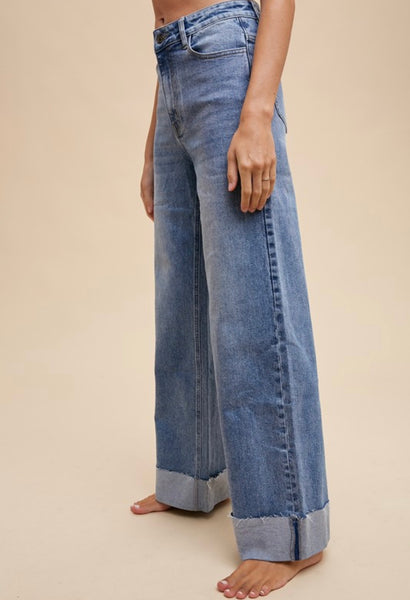 Crestview 90's High Rise Straight Leg Cuffed Denim