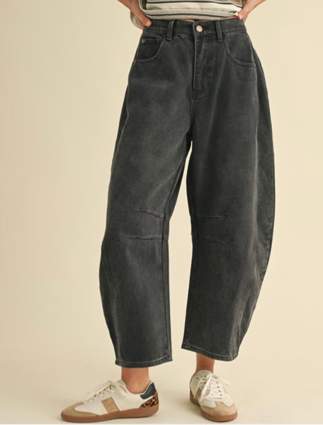 Cocodrie Ct Barrel Jeans - Black