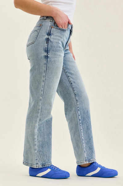 Judy Blue - Allison Mid Rise Straight Denim (Petite)